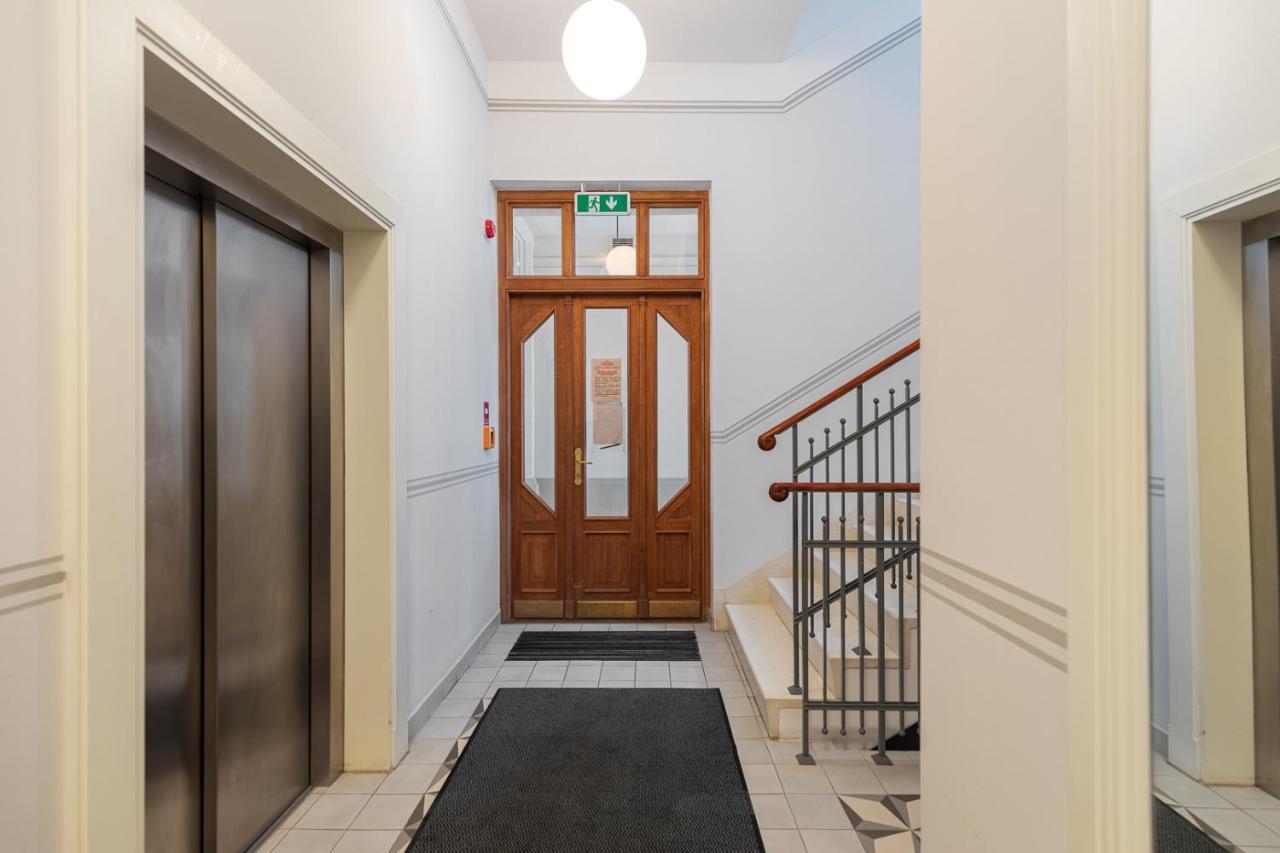 Rent Like Home - Targowa 21 Warszawa Exteriör bild